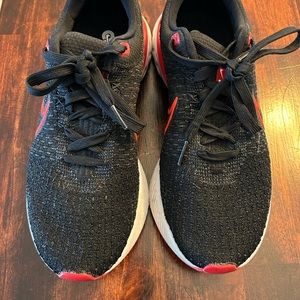Women’s Nike Infinity run 3 size 10